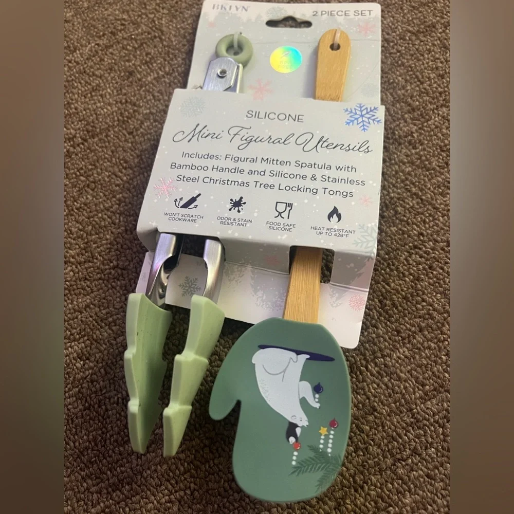 Silicone 2 mini figural piece utensils NWT